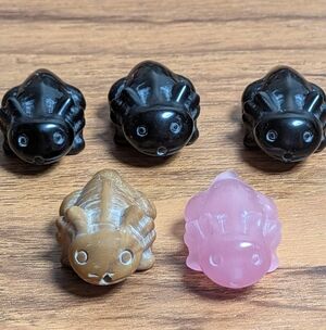 Axolotl Crystal Carvings - Drilled